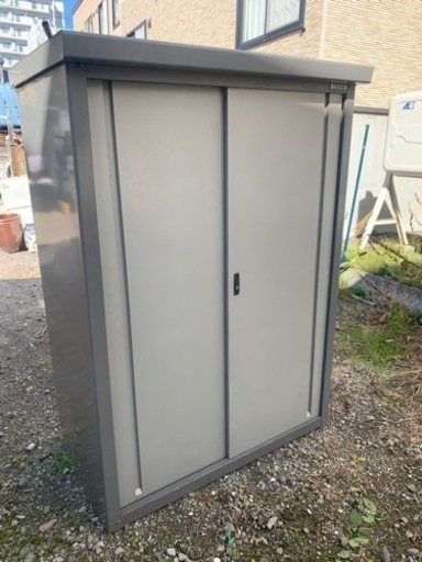 【28日まで】物置き DAIKEN 鍵無し