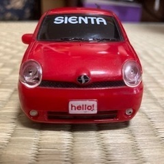 赤いシエンタ プルバックカー