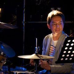 キャンペーン中♪とても楽しいドラムレッスン☆某有名テーマパークバンド出身の講師が教えます♪の画像
