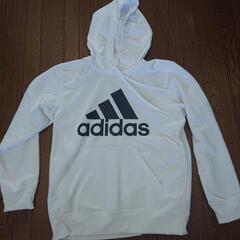 adidasパーカー❤