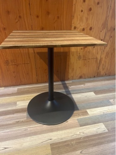 【10月25日まで！】木目調テーブル✖️3台(小売相談も受付可)