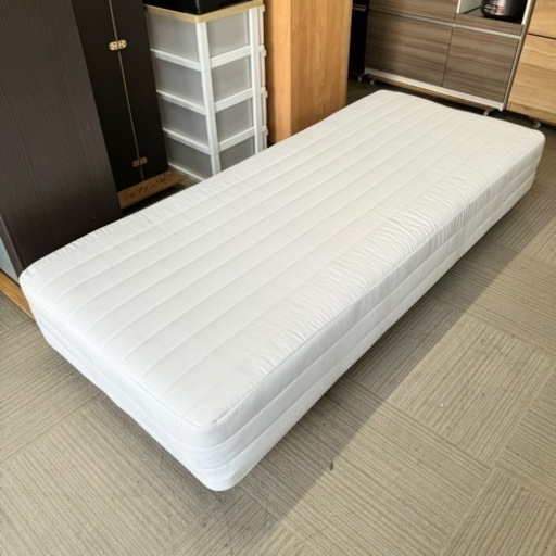 【超美品‼️】スモールシングルベッド 脚付きマットレス ホワイト♪