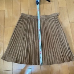 スカート　ブラウン　プリーツの画像