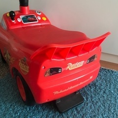 カーズ　マックイーン　足蹴り車の画像