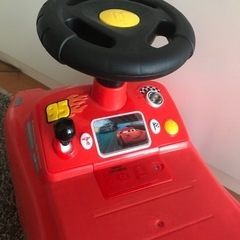 カーズ　マックイーン　足蹴り車の画像