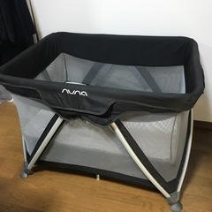 ベビーベッドと布団