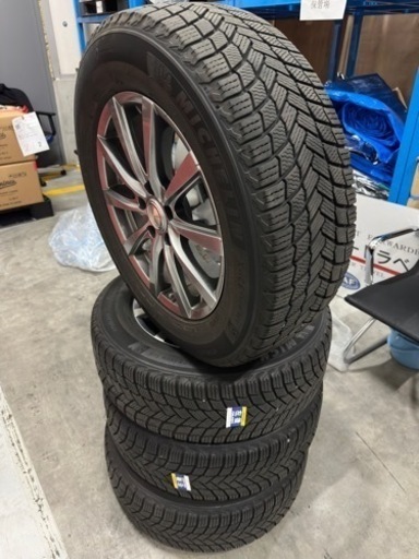 ホイール付きスタッドレスSUV用　225/65/17