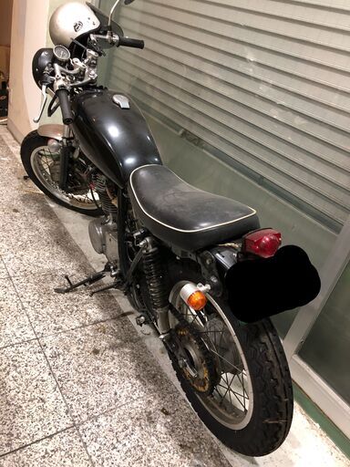 SR400初期型　カスタム済　車検なし　屋内保管（不動）