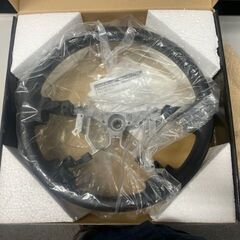 200系ハイエース用　純正ステアリングの画像