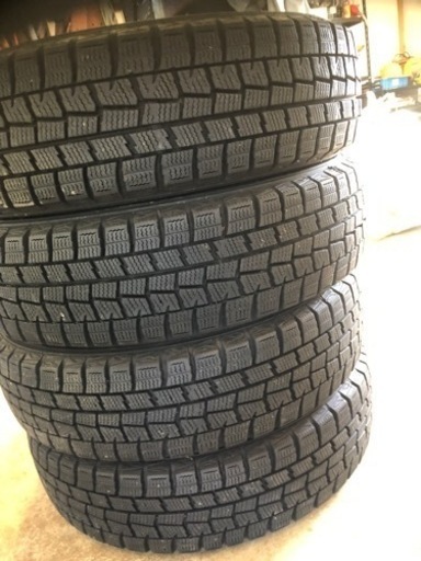 スタッドレスタイヤ4本　155/65 R14