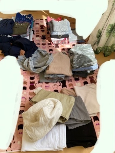 子供服からレディースまで100点以上家中