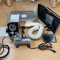 コンプレッサーと塗装ブースのセット