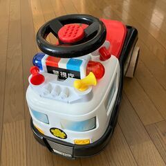 幼児用乗り物　パトカーの画像