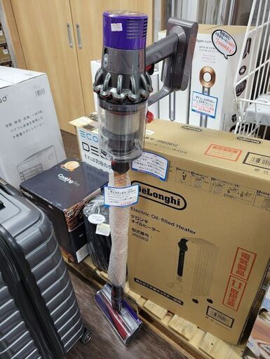 【店頭引き取り限定】大幅値引き！ダイソンDyson V10 Fluffy SV12 FF