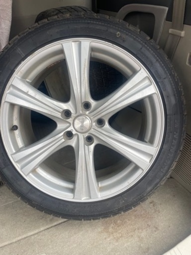 スタッドレスタイヤホイル付き18インチ225/45/18 4本セット