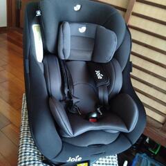 【受け渡し者決定】新生児から　ジョイー　アーク360　回転式チャイルドシートの画像
