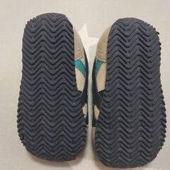 アシックス13.5 の画像