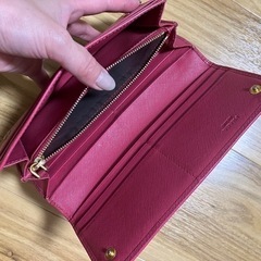 PRADA 財布