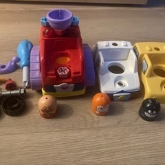 アンパンマン　ネジ　はたらく車の画像