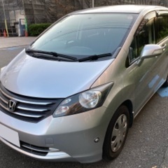 東京発!ホンダ フリード!5万k!検R6年9月付!電スラ!7人乗...