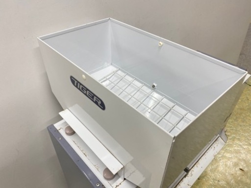 ? 【農機具 】タイガー グレイダー付き 脱芒機  100V だつぼー君 TDS-100  【農機具地域最大級 高価買取＆販売 アール
