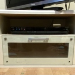 テレビ台　あげます