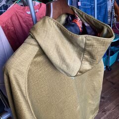 【メンズ衣料】Find-Out（ワークマン）耐久撥水ストームシールドジャケット（L）ミックスグリーンの画像