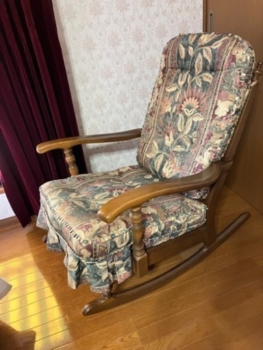 飛騨産業　穂高　キツツキマーク　ロッキングチェアー