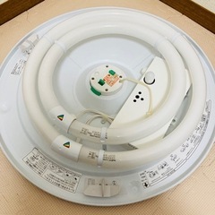 コイズミ シーリングライト カバー凹みあり/J104-10の画像