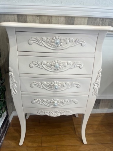 ホワイトチェスト 値下げしました