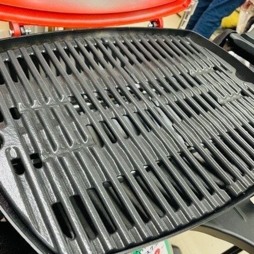 ★606　【早い者勝ち！】Weber ｳｪｰﾊﾞｰ バーベキューガスグリル 赤×黒【リサイクルマート鹿児島宇宿店】