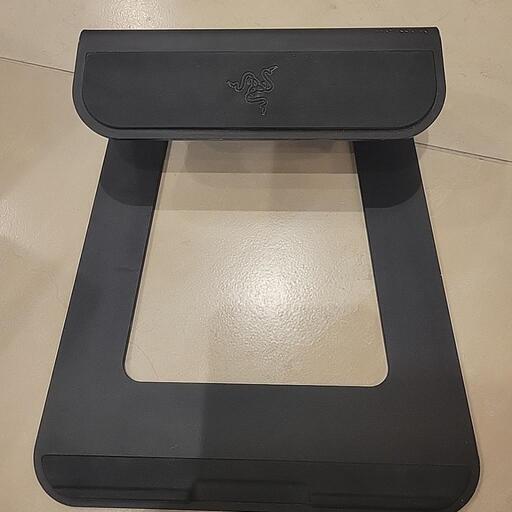 Razer Laptop Stand と　マウスパッド