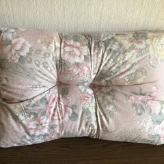 決まりました　お布団屋さんの枕　ピンク系カバーの画像