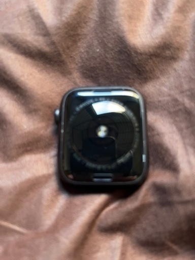 Apple Watch SE 44mm GPSモデル（ブラック）
