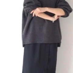 Vネックルーズニットプルオーバー　チャコールの画像