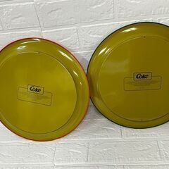 CocaCola ラウンド トレイ カウボーイ イエローラベル 2枚セット ブリキ プレート コカコーラ 現状品 札幌市白石区 白石店 の画像