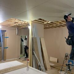 ▼木造建築大工（戸建新築・リフォーム）：正社員▼ 未経験大歓迎！穏やか〜な雰囲気の職場です★ 残業ほぼなし◎プライベート大切にしてください♬ 資格取得や独立もサポートします！の画像