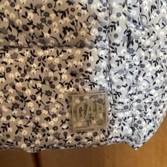 gap kids  ファー付きベスト　110の画像