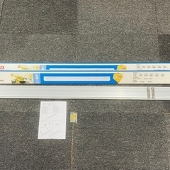 高輝度 薄型 直管LED蛍光灯 20本セット 消費電力18W 50W相当 5500lm 昼光色6000K 3列LED搭載 器具一体型