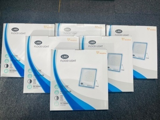極薄型 LED投光器 200W 5個セット 広角120° 昼光色6000K 22000LM IP67 作業灯 駐車場灯 防水 屋外