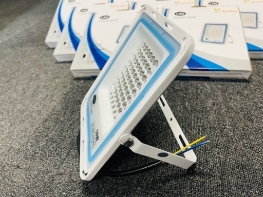 極薄型 LED投光器 50W 10個セット 広角120° 昼光色6000K 5500LM IP67 作業灯 駐車場灯 防水 屋外