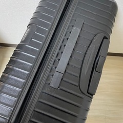 【RIMOWA】82L キャリーケースの画像