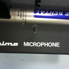 値下げ。格安中古・新品同様　集音・コンデンサーマイクロホン　国産ＰＲＩＭＯ　ＥＭＵー４５３６Ⅱ　６００Ω、単一指向性コンデンサーマイクロホン　本体サイズ2×２０ｃｍ、キャノンコネクター、マイクホルダー、マイクコード、取説、専用ケース付きの「セミプロ用の品」です。拡声用、ＨＩ－ＦＩ、録音、収音等に最適です。 　また、本体に、音質、パッド切替スイッツチ付いています。 　動作確認済みです。電池、マイクスタンド等はご用意ください。  の画像