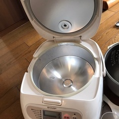 お正月などお寿司作りに　SHARP一升炊き炊飯器