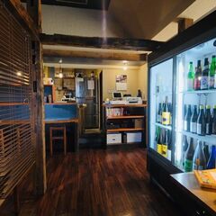 おしゃれな日本酒 BARでのお仕事です（フロア担当）。高時給。