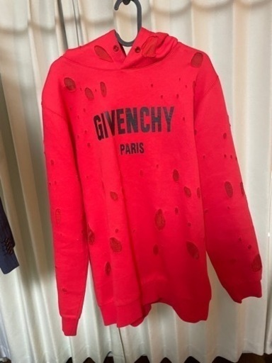GIVENCHY（ジバンシィ）パーカー