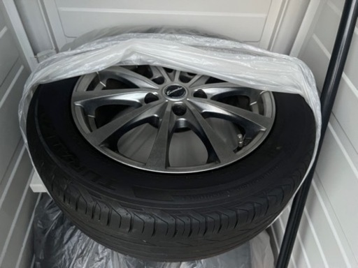 夏タイヤ室内保存　ホイル付き