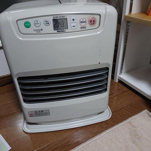 ダイニチファンヒーター2011年製 中古品 決まりました。