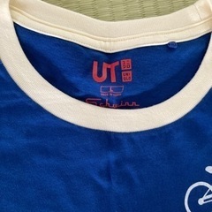 UNIQLO Tシャツの画像