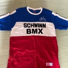 UNIQLO Tシャツ